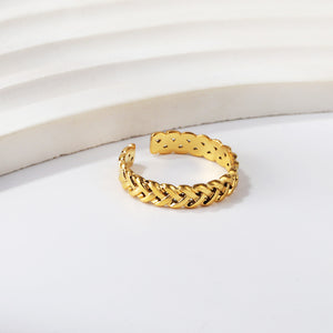 Stainless steel jewelry personalized three-dimensional chain adjustable ring stainless steel open finger ring