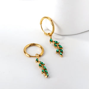 1.5x13.5mm circle with leaf green diamond earrings