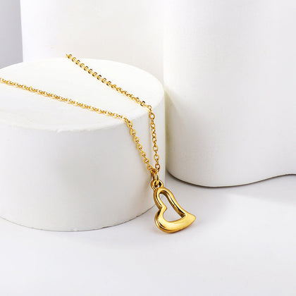 Crooked Heart Circle Pendant Necklace 40+5cm asonjewelry