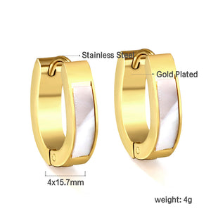 Gold oval earrings with white shells 4*13*16mm