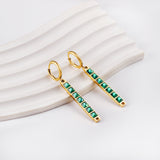 Boucles d'oreilles cercle 2x13 mm avec diamants verts baguette