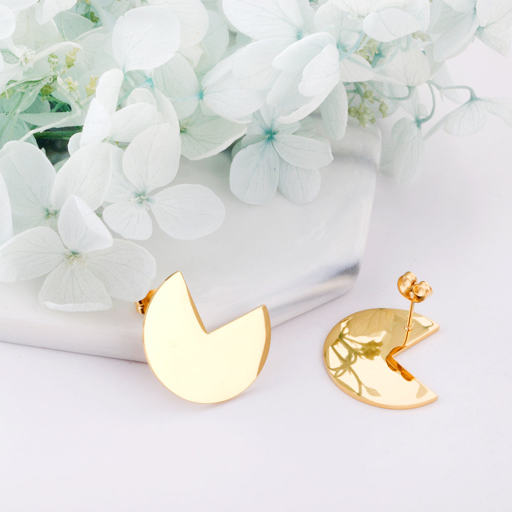 Round Stud Earrings with Missing Angle asonjewelry