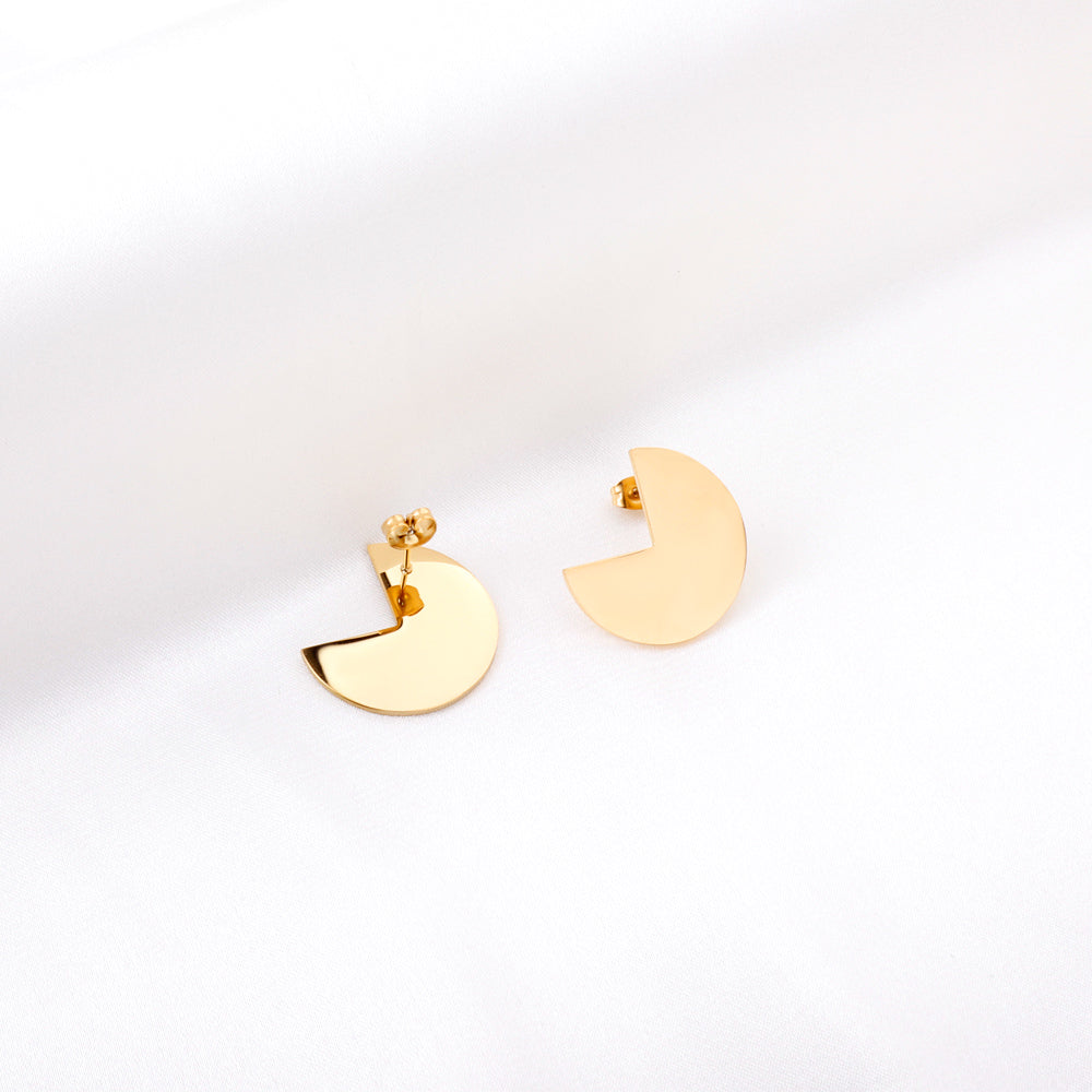 Round Stud Earrings with Missing Angle asonjewelry