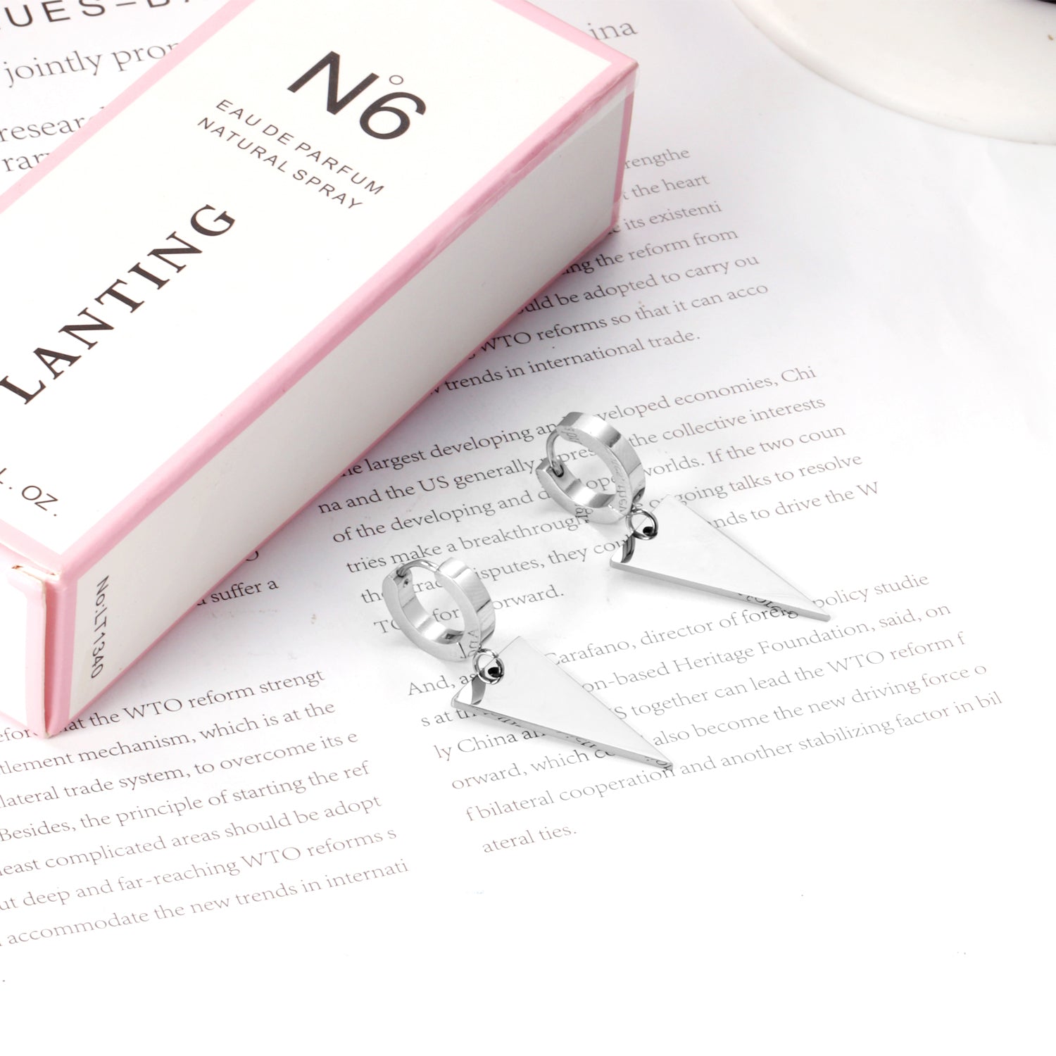 3x12mm earclips + 14x25mm triangular glossy earrings asonjewelry