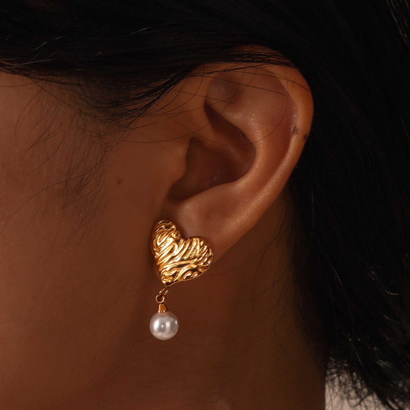 Fashion Stainless Steel Irregular Texture Heart & Pearl Earrings asonjewelry