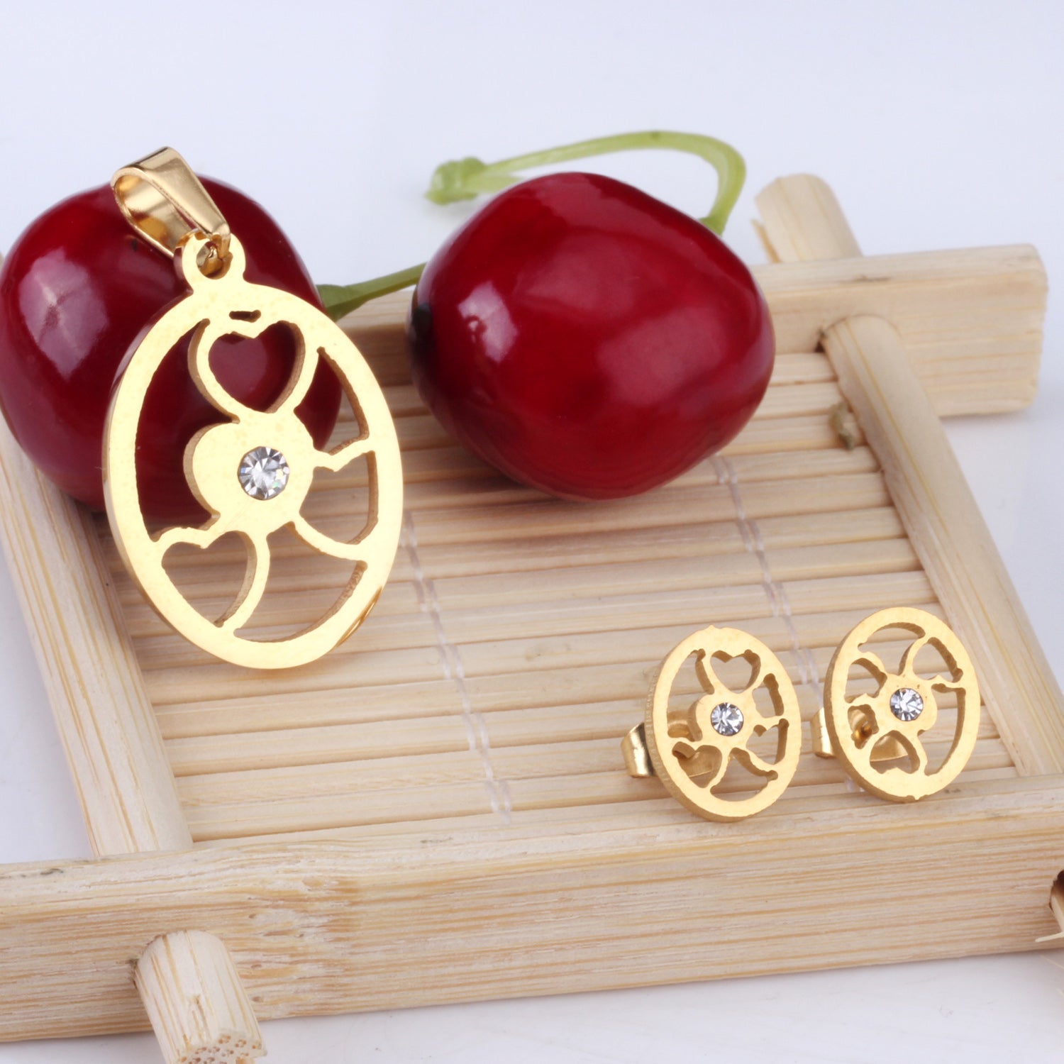 Jewelry set with gold cut oval inner wisp + diamonds asonjewelry