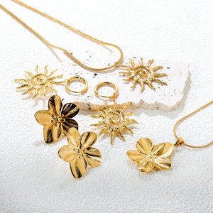 Wholesale Gold Stainless Steel Jewelry Sets | Sun & Floral Design Necklace and Earrings Set for Retail