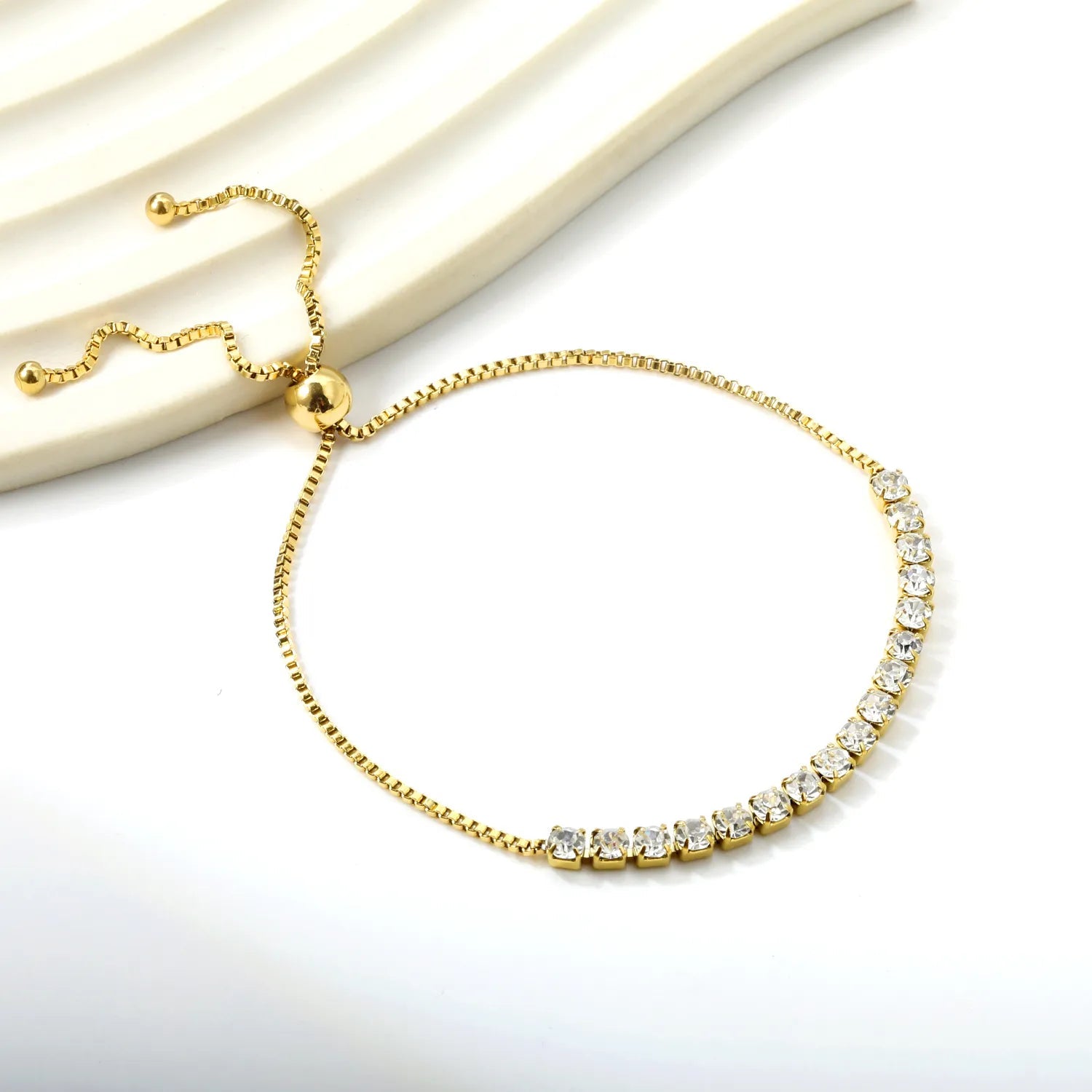 Wholesale 3mm square bracelet with 17 white diamonds 24cm asonjewelry