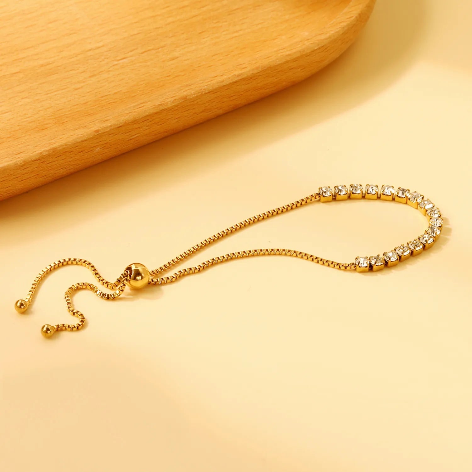 Wholesale 3mm square bracelet with 17 white diamonds 24cm asonjewelry