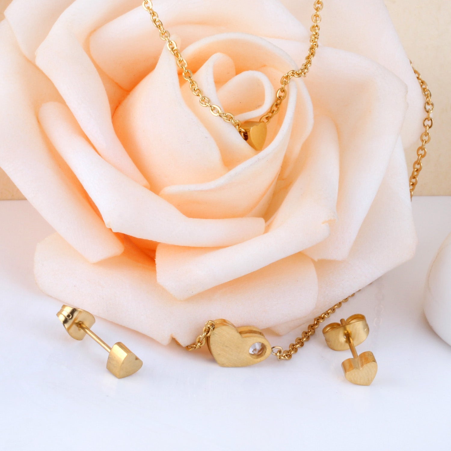 Gold/steel color glossy heart shaped double chain pendant jewelry set with diamond in the middle asonjewelry