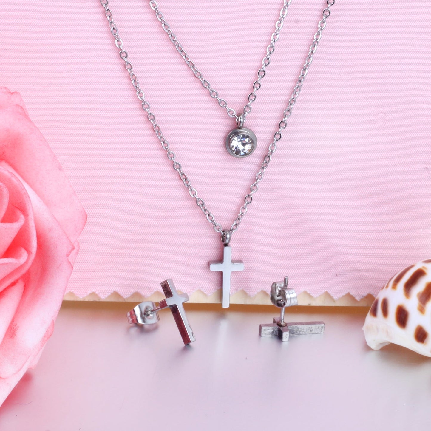 Steel/gold double chain pendant jewelry set with diamonds in the shape of a polished cross + diamonds on one chain asonjewelry