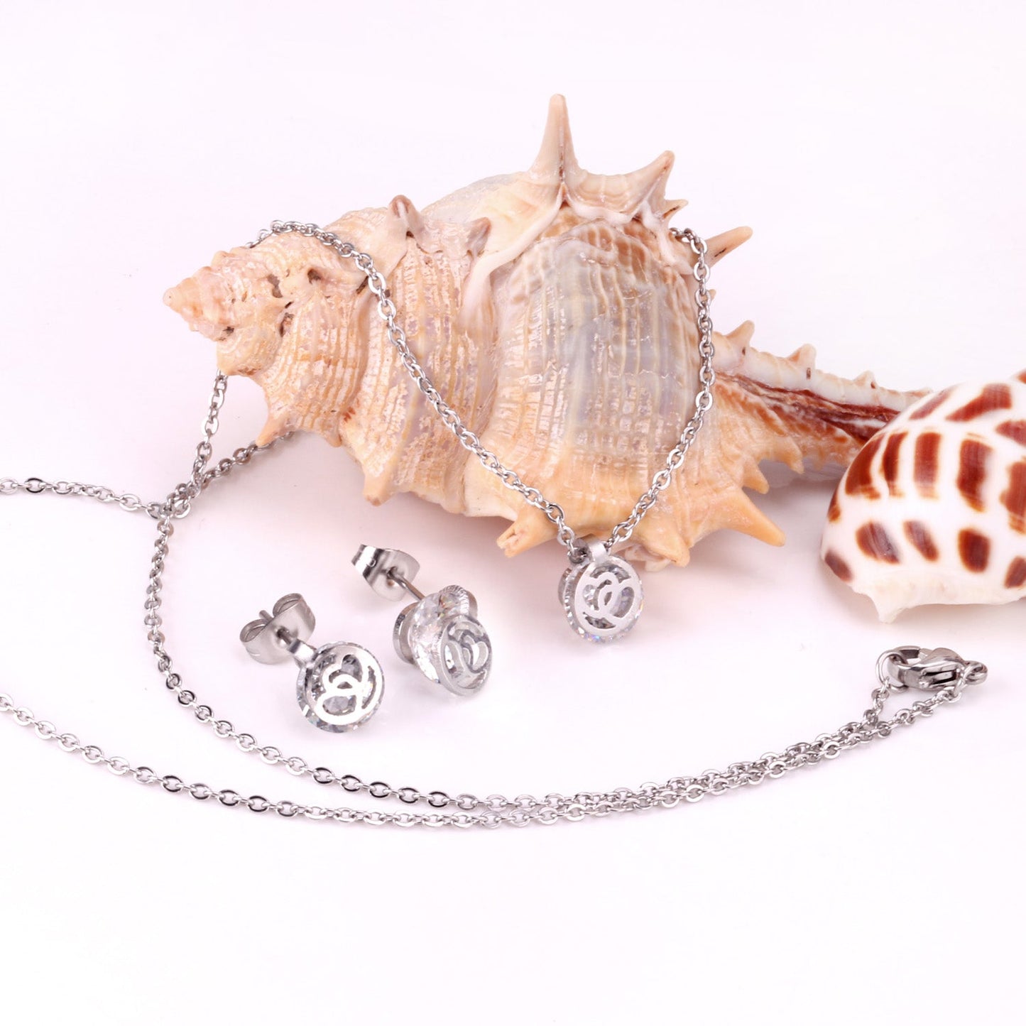 Gold/Steel Round Pendant Jewelry Set with Zirconia asonjewelry