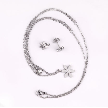 Gold/Steel Two-Chain Pendant Jewelry Set with Diamonds in the Shape of a Snowflake asonjewelry