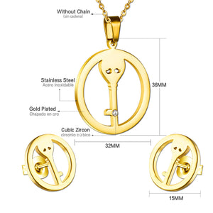 Set of cut jewelry in the shape of a key inside a circle in gold/steel + diamonds