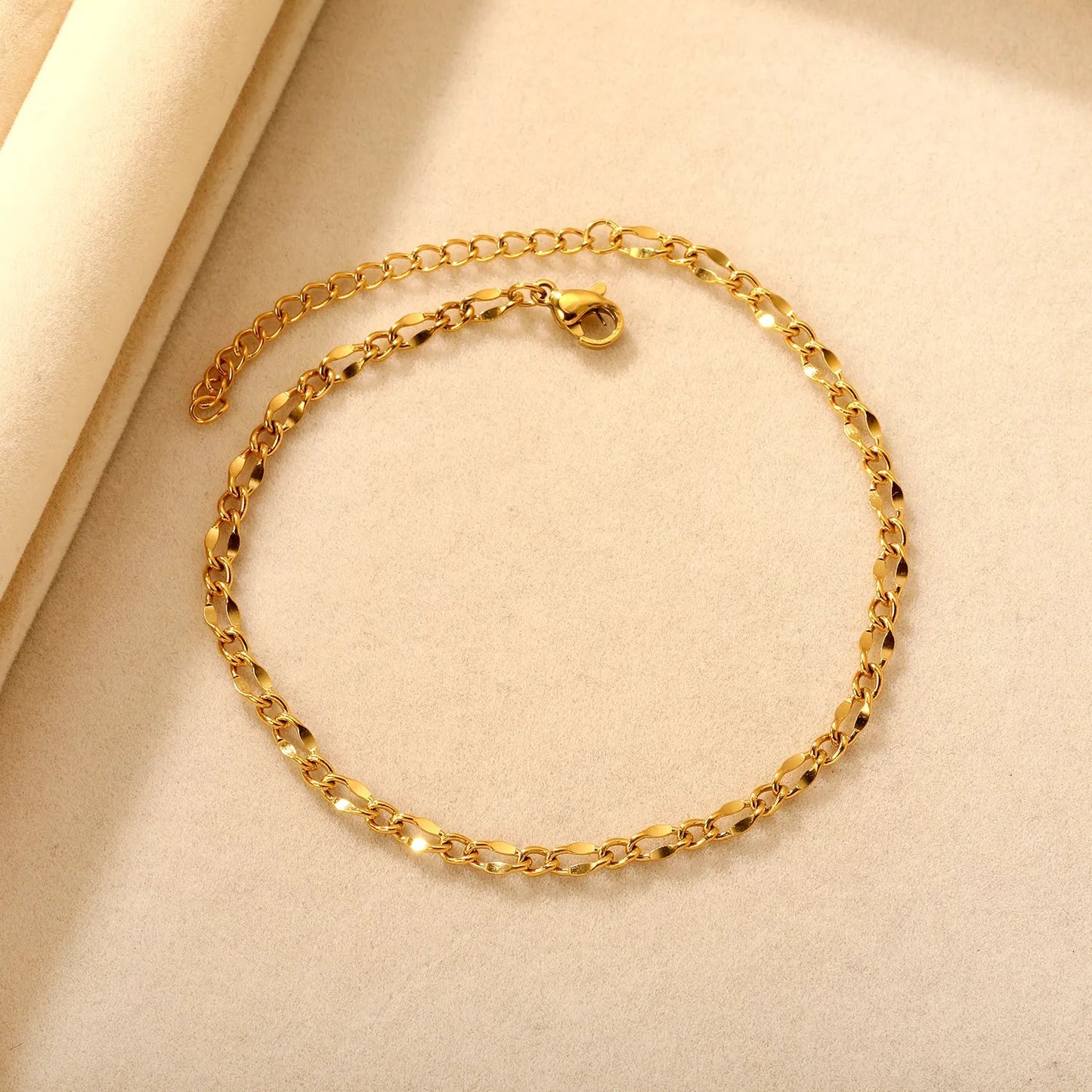 Chic Gold Anklet 3.5mm Cross Lip Chain, 20+5cm Adjustable Length Hypoallergenic Foot Jewelry for Women Perfect for Beach Vacation and Daily Wear asonjewelry