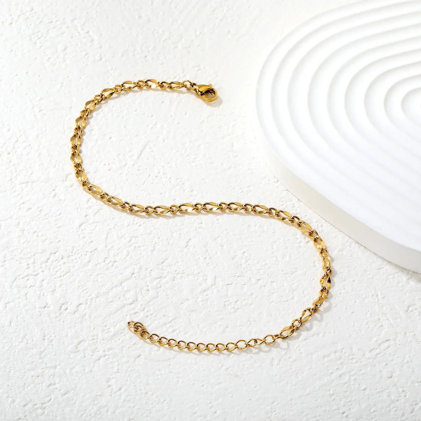 Chic Gold Anklet 3.5mm Cross Lip Chain, 20+5cm Adjustable Length Hypoallergenic Foot Jewelry for Women Perfect for Beach Vacation and Daily Wear asonjewelry