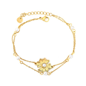 15*15mm irregular sunflower-shaped pearls, 2mm cross chain, 5 pieces of 4mm double-layered chains, 18+3cm+6mm round tail tag. Hand chain. Golden color.