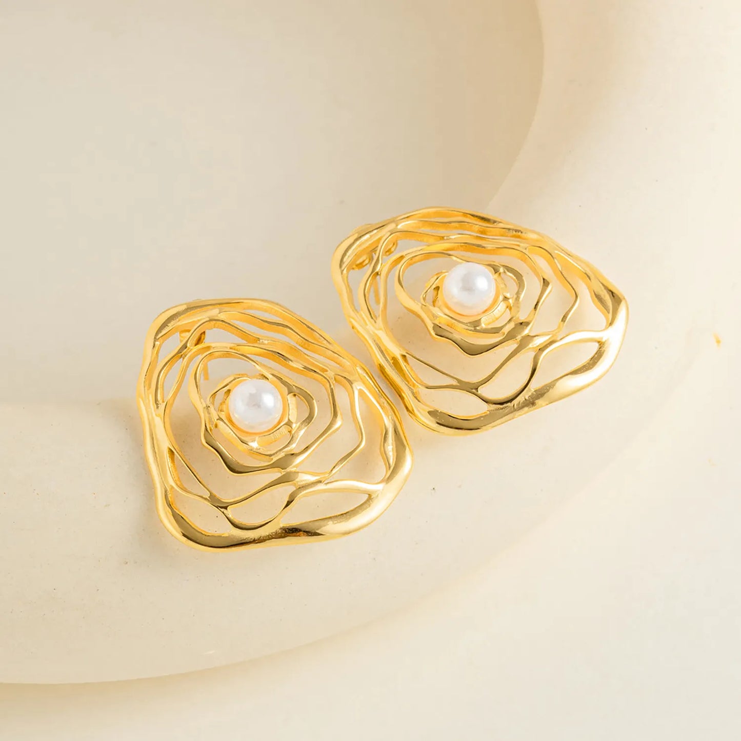 29*35mm Openwork Rose Earrings in Gold - Asonjewelry