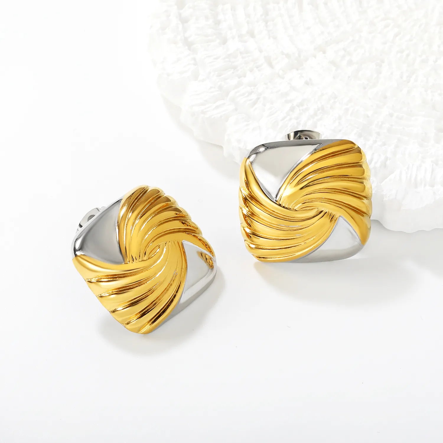 24mm*23mm Square Spiral Pattern Stud Earrings Two-Tone Gold Plated Alloy Minimalist Modern Casual Earrings for Women asonjewelry