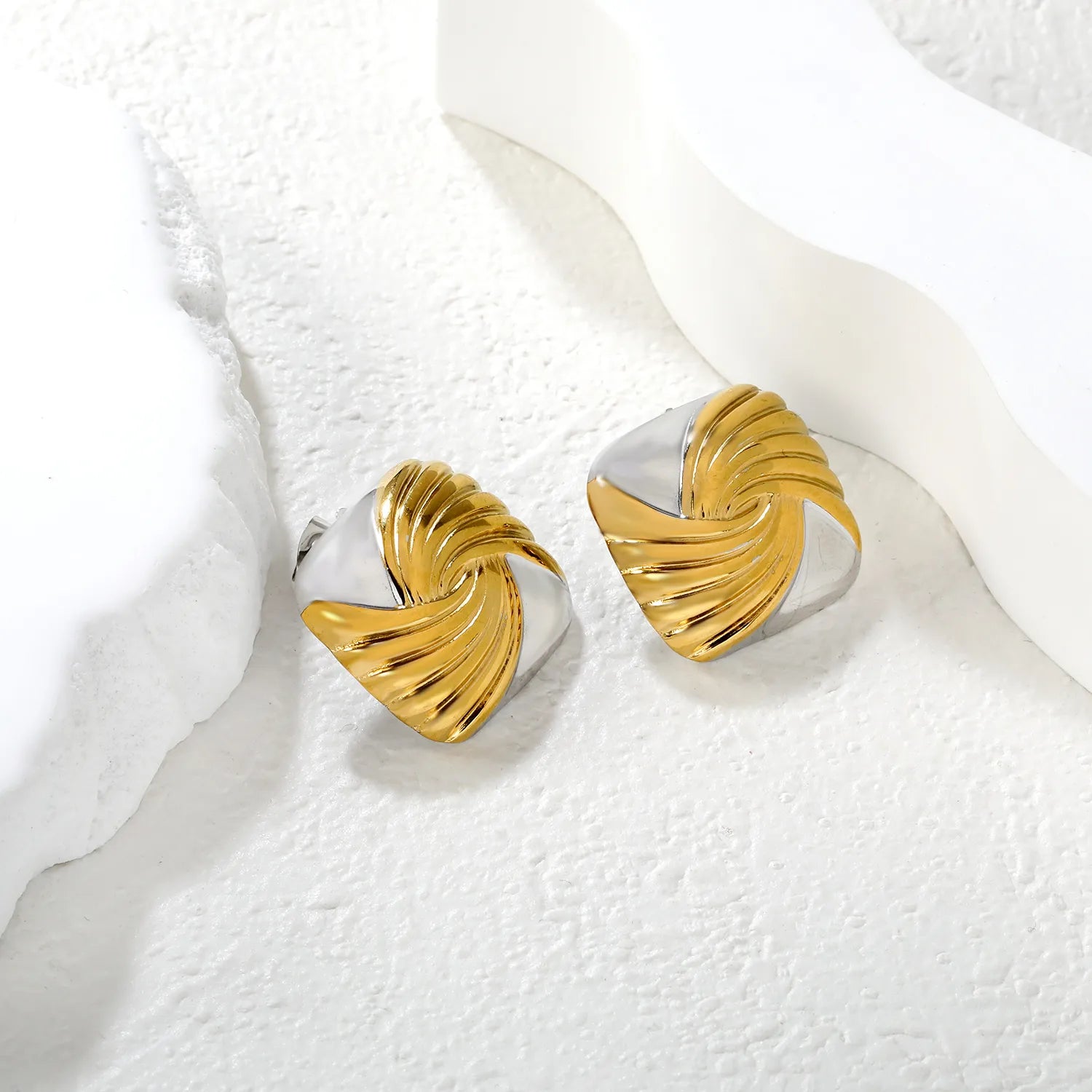 24mm*23mm Square Spiral Pattern Stud Earrings Two-Tone Gold Plated Alloy Minimalist Modern Casual Earrings for Women asonjewelry