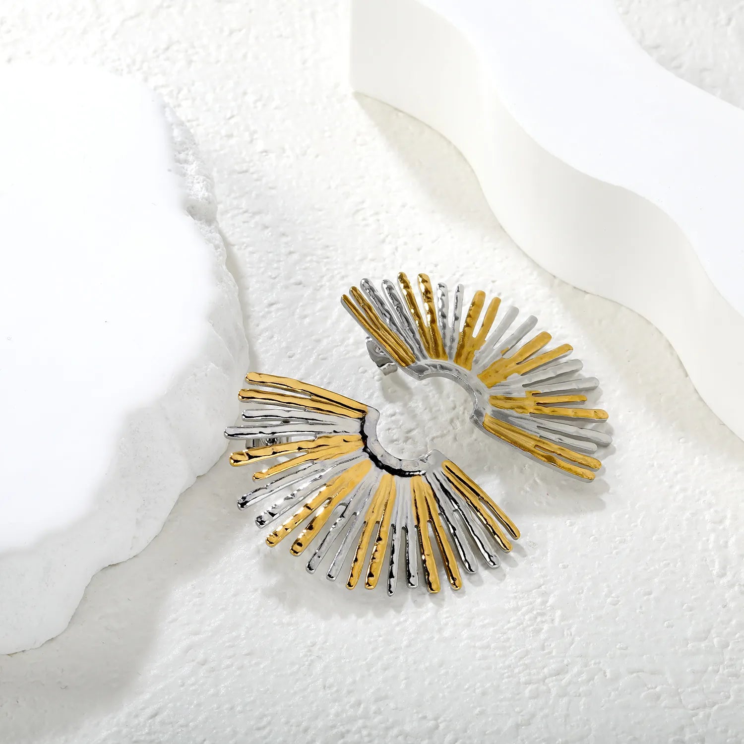 27*45mm Fan-Shaped Stud Earrings Two-Tone Gold Plated Alloy Minimalist Modern Casual Wear Earrings for Women asonjewelry