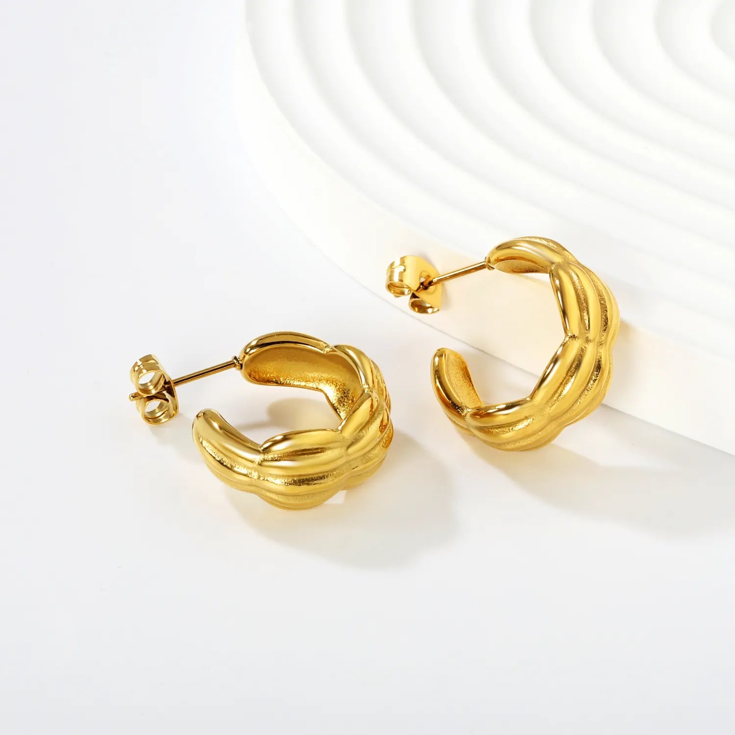 Gold Curved Twist Braided Earrings 9*20mm Fashion Minimalist Twisted Rope Arc Earrings for Women Daily Casual Party Wear Jewelry Accessory asonjewelry