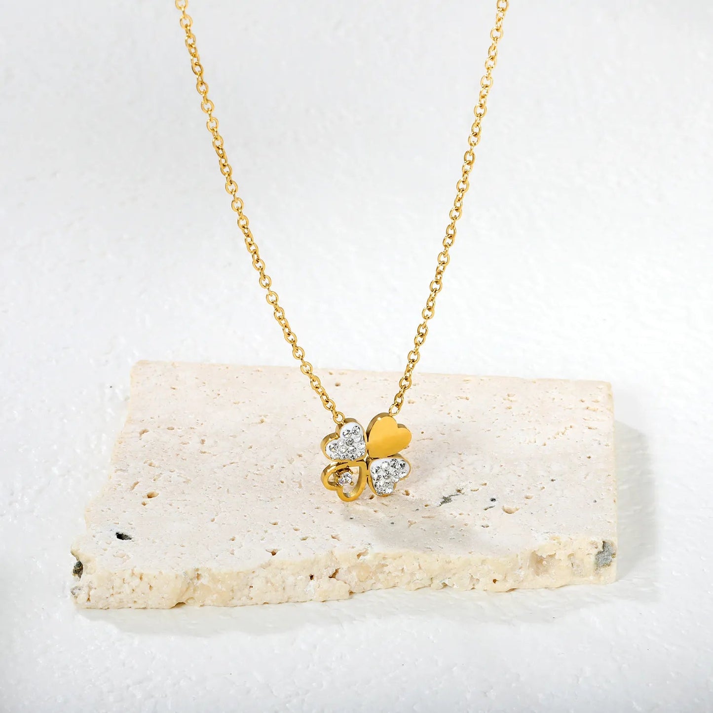 13*13mm four-leaf clover oil-drop pendant with white diamond, 0.4 inch cross chain, 45+5cm+6mm round tail label, necklace, gold colo asonjewelry