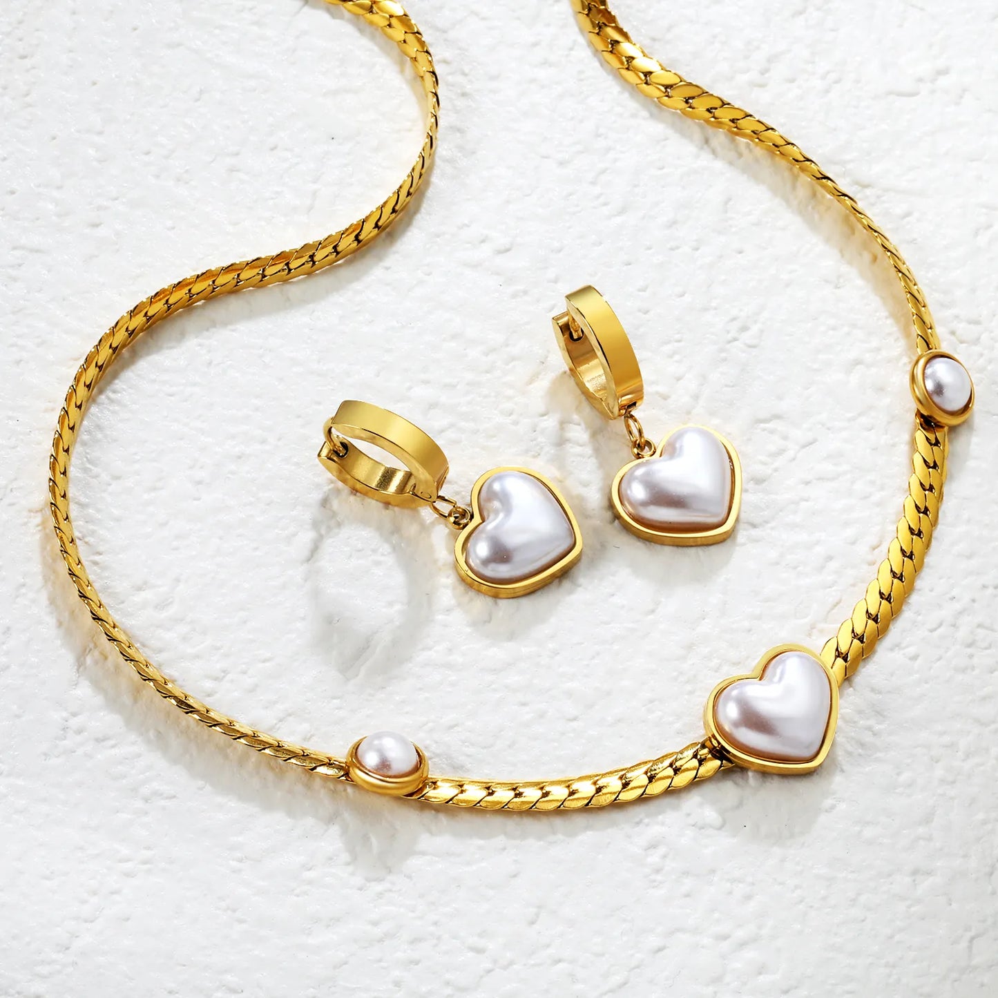 (Same as LPS50301G) Heart-Shaped Pearl Necklace and Earring Set in Gold - Asonjewelry
