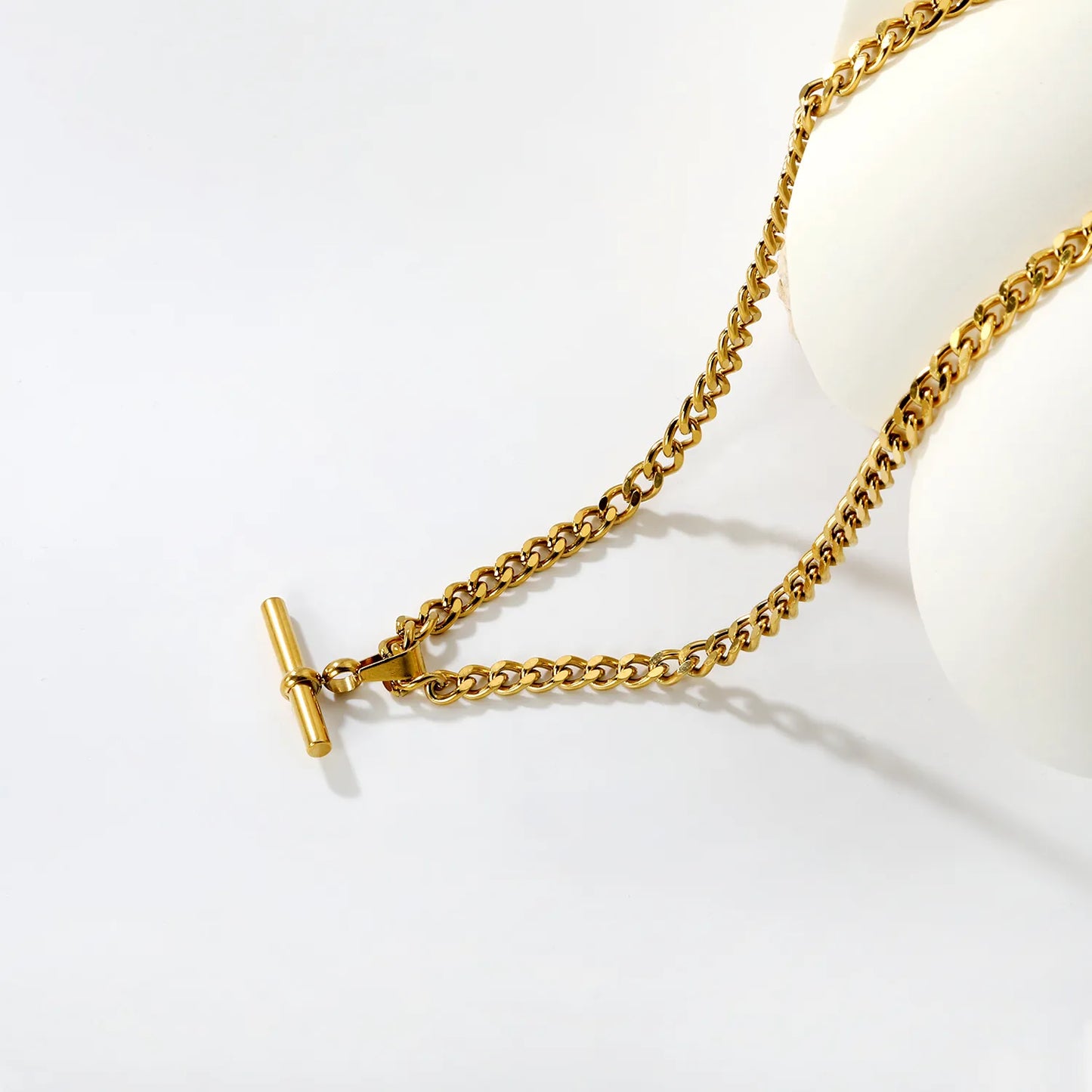 Bar Pendant Necklace in Gold - Asonjewelry