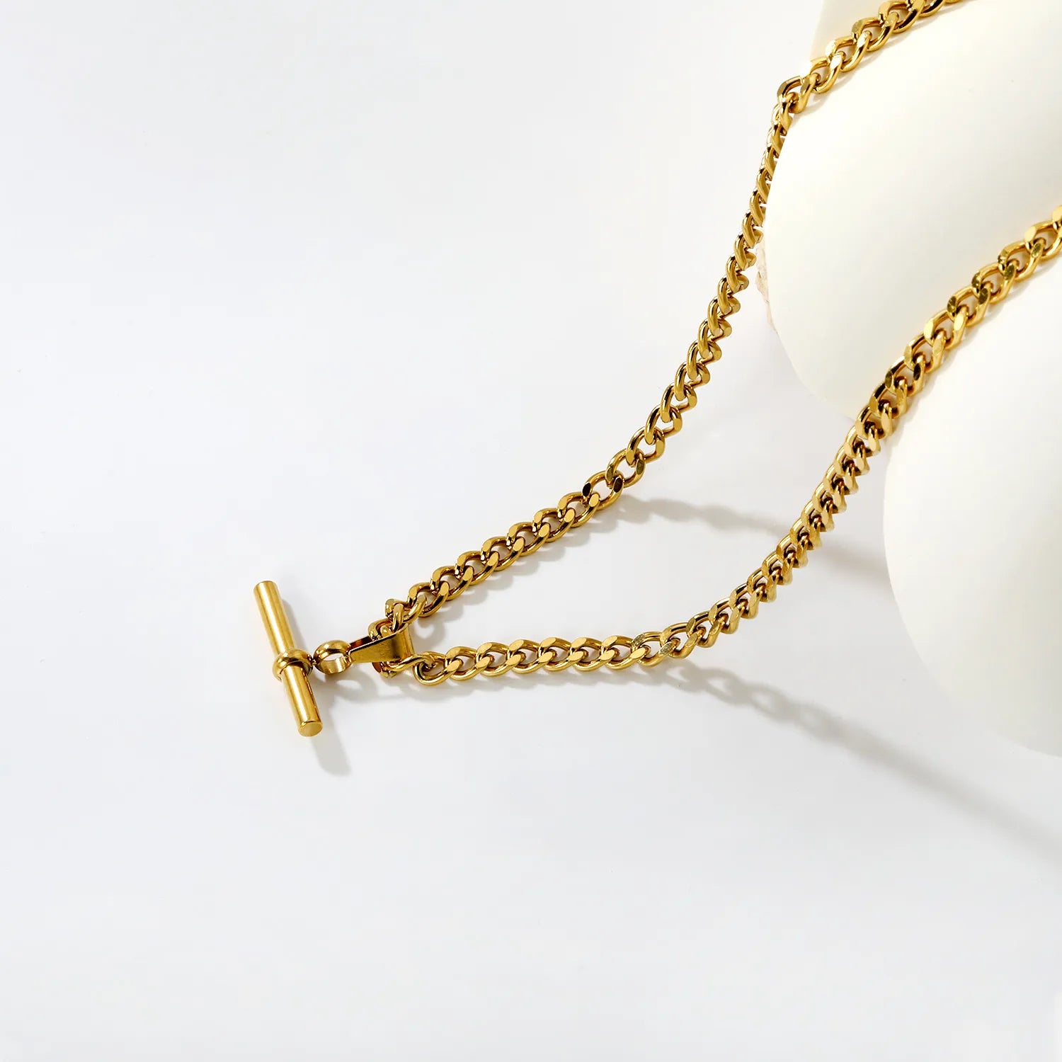 Bar Pendant Necklace in Gold - Asonjewelry