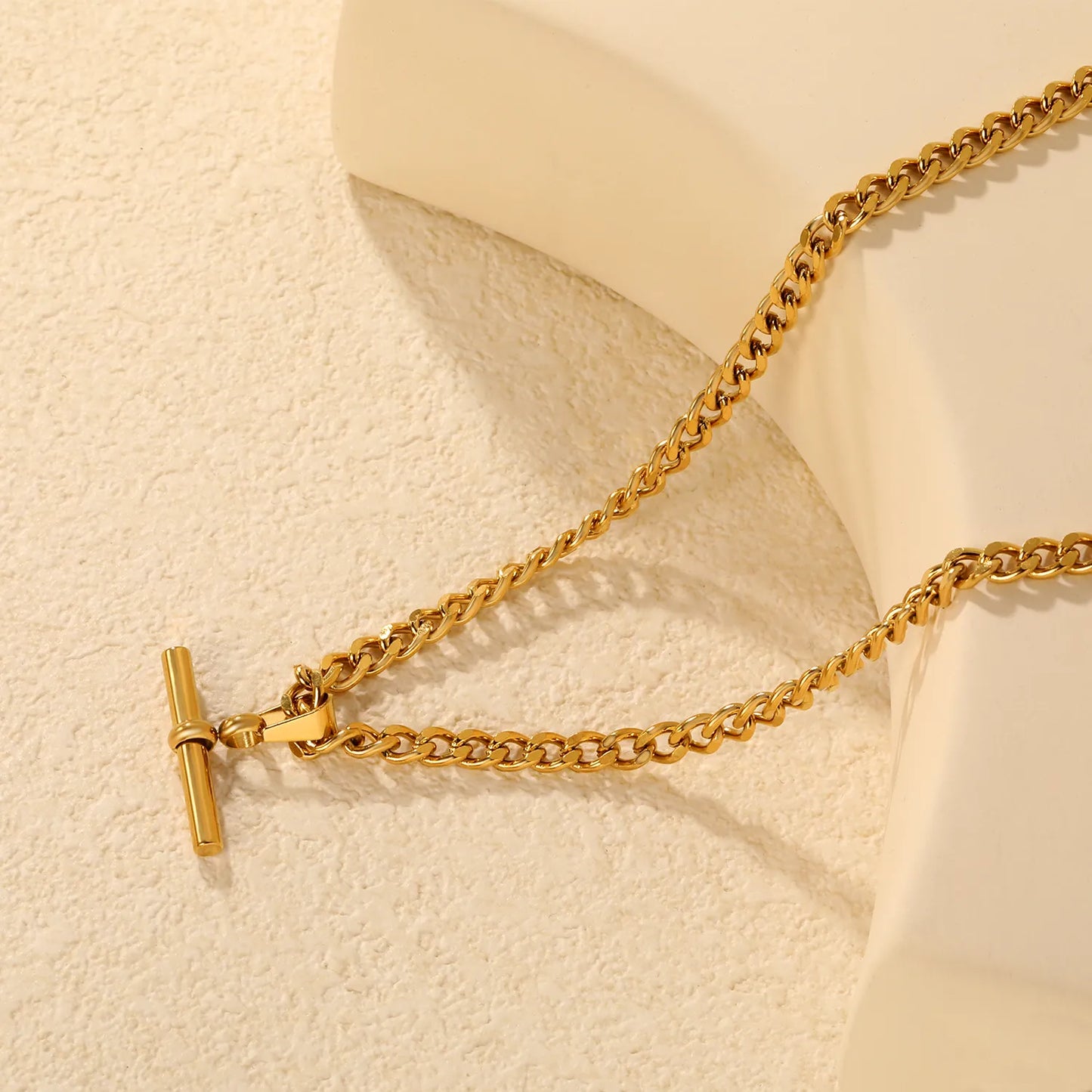 Bar Pendant Necklace in Gold - Asonjewelry