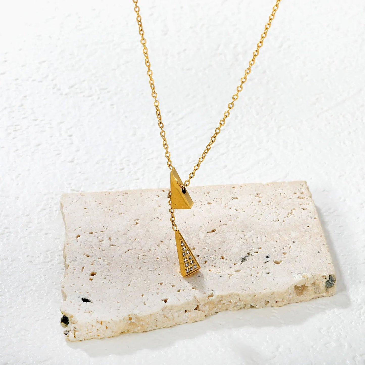 5.3*12.4mm geometric triangular set of diamonds + 5.3*12.4mm smooth geometric triangular 0.35-cross-chain 45 + 5cm + 6mm round tail tag necklace - golden asonjewelry