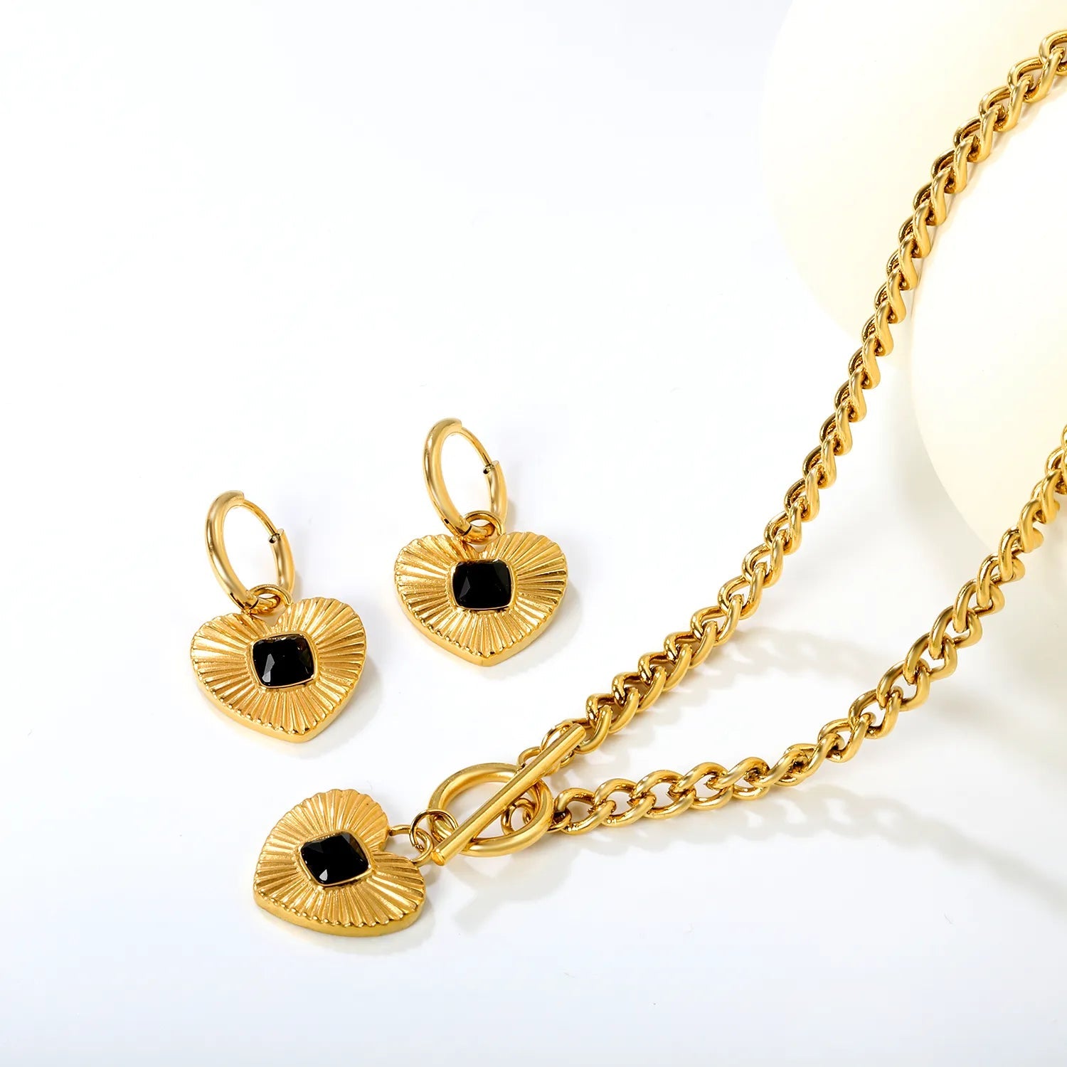 White Diamond Heart Set - Gold  Earrings: 2.0*10 heart accessories, 18*16mm  Pendant: 18*16mm  OT Clasp: 1.4*5, Side Chain: 43cm asonjewelry