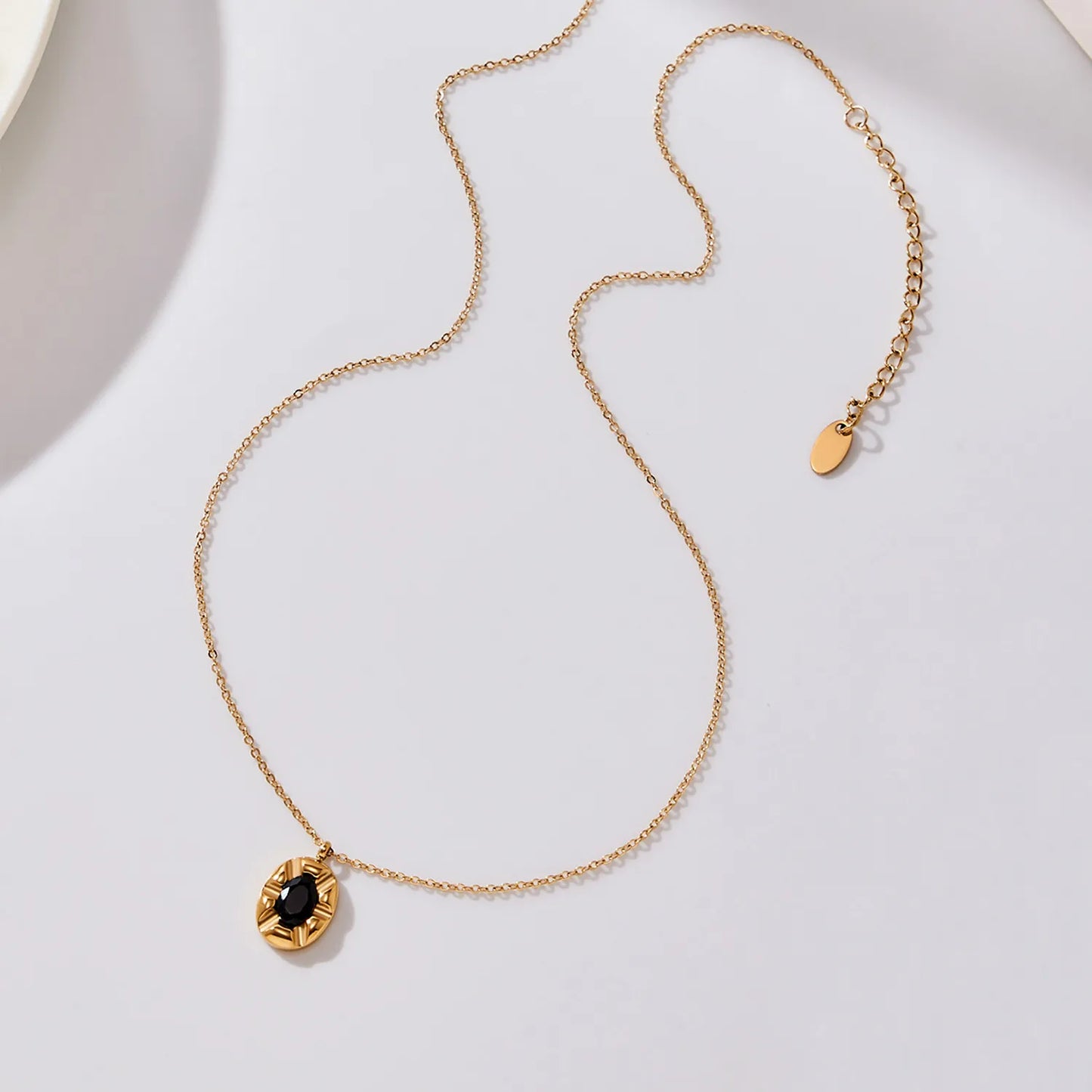 Elliptical Black Zircon Necklace Gold 05 Cross Chain 40+5+4.5*8.6mm Elliptical Tag Pendant 10.3*18.2mm Stone 4.9*7mm