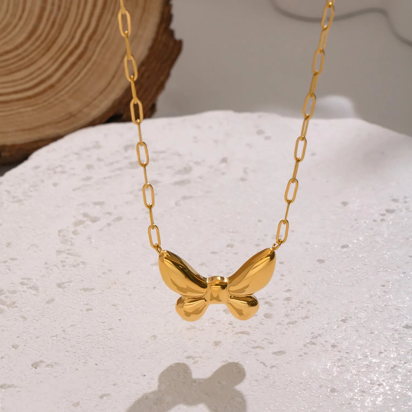 27*20mm Solid 3D Butterfly Necklace Gold 0.5*2.5*6mm Long Cross Chain 42+5cm + 4*11mm Rectangular Tag