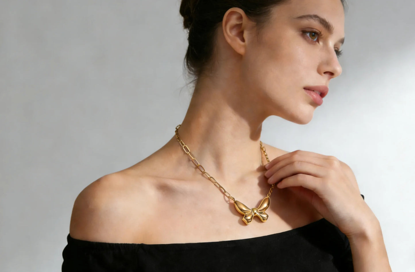 27*20mm Solid 3D Butterfly Necklace Gold 0.5*2.5*6mm Long Cross Chain 42+5cm + 4*11mm Rectangular Tag