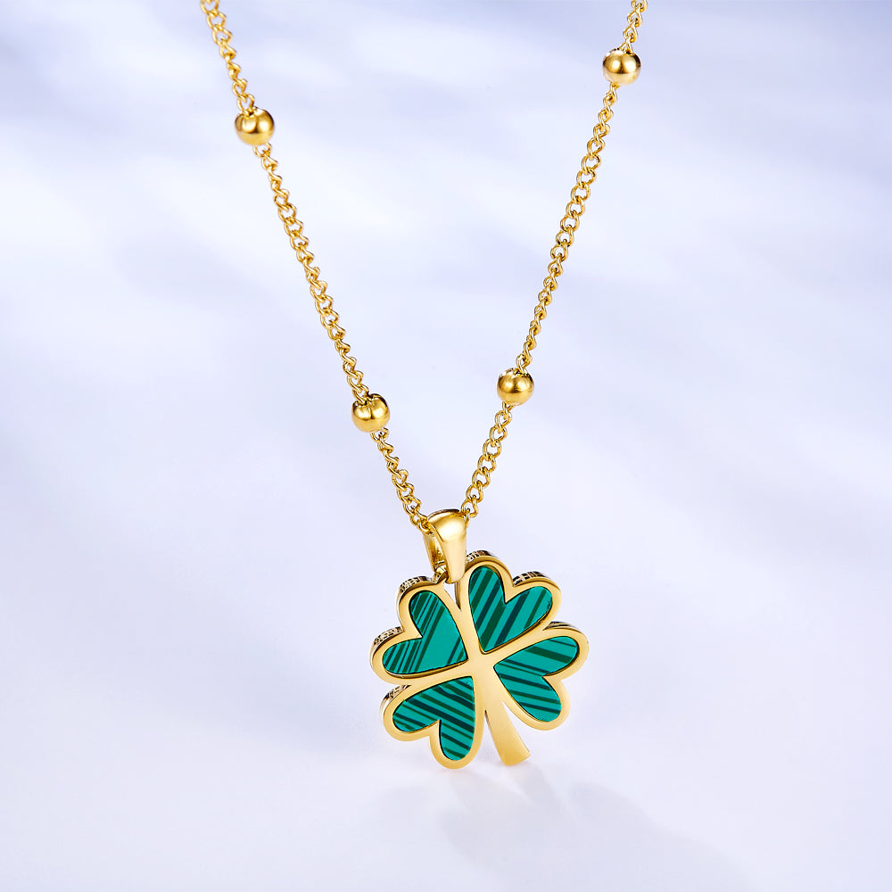 Four Green Hearts Composed of a Leaf-shaped Accessory Necklace asonjewelry