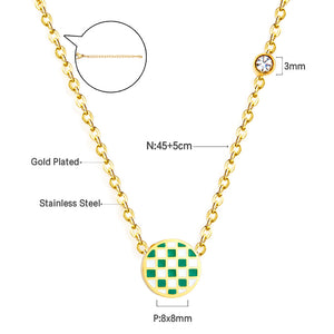 Accessoires ronds de couleurs mélangées avec collier de diamants