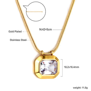 Pendant necklace with square zirconia