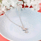 Collar de mariposas con agujeros de Color acero para niña, suéter de invierno, collar con colgante largo, bisutería estética, collar elegante para mujer